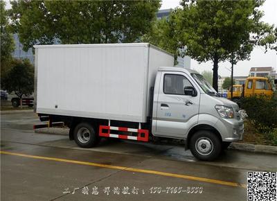 東營冷凍車改裝廠 專業冷藏車改裝服務，聯系電話15071658550